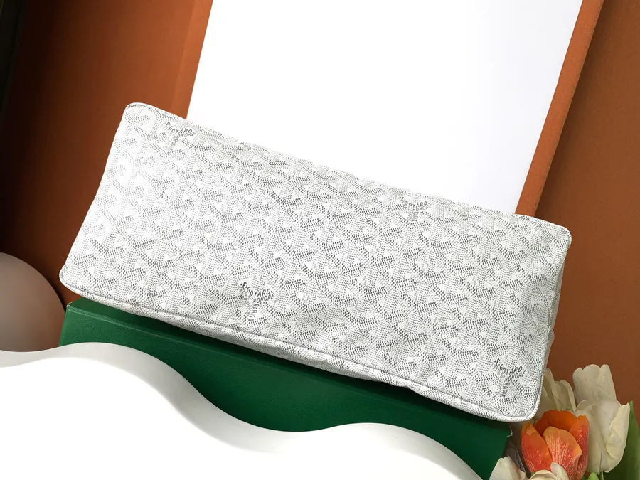 Goyard 2022 New Hobo with Heart Design
