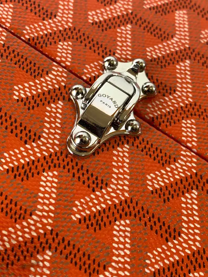 DE Tote with Y Shaped Grained Calfskin and Goyardine Canvas