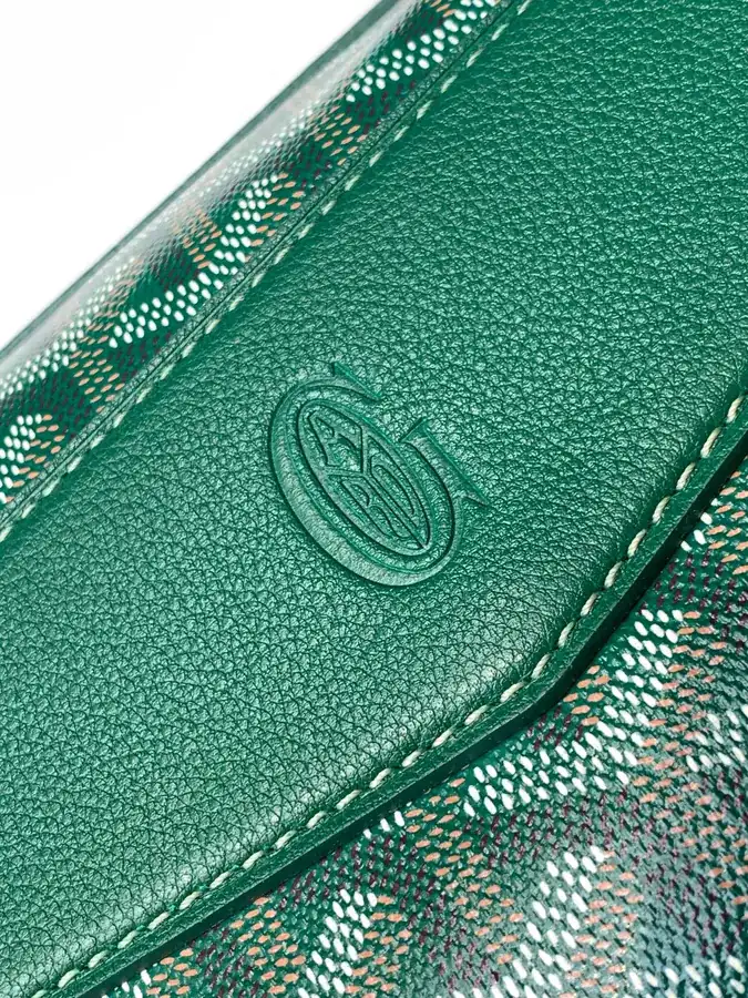 Cisaln Briefcase A Tribute to Goyard's Travel Art