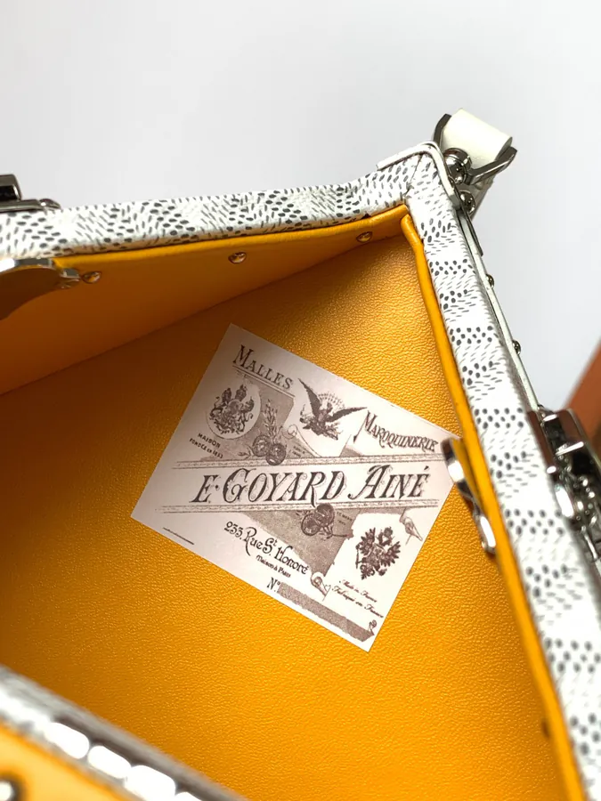 DE Tote with Y Shaped Grain, Goyardine Canvas