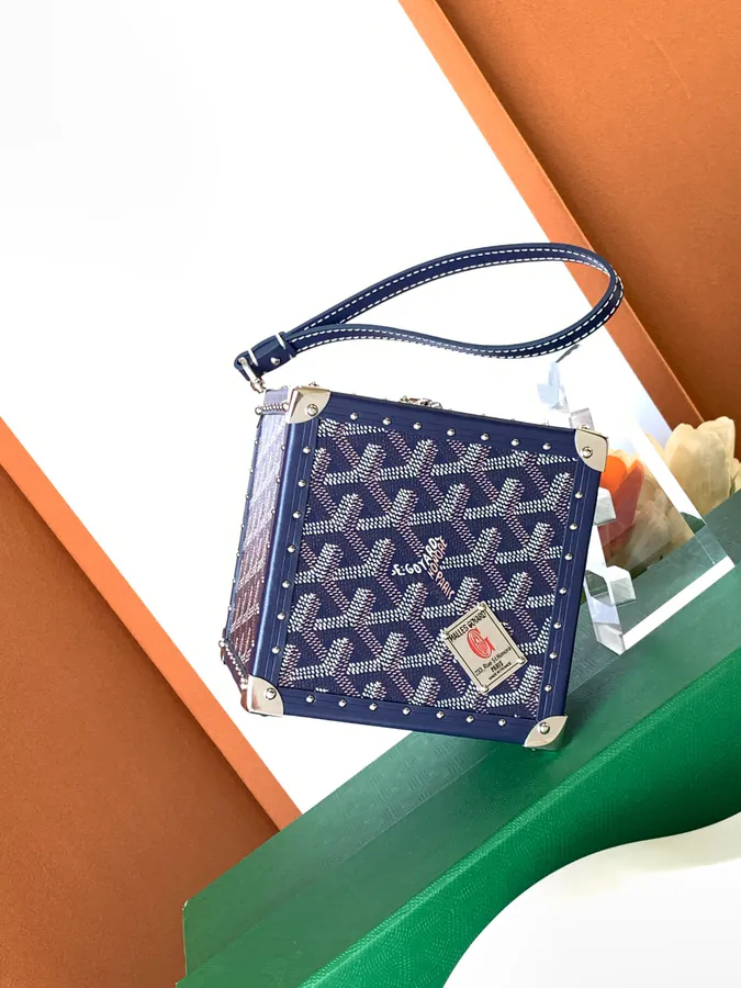 DE Cube Bag with GOYARDINE Canvas Y Pattern