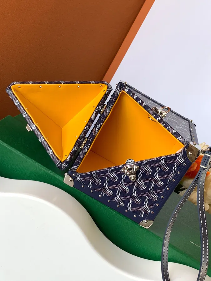DE Cube Bag with GOYARDINE Canvas Y Pattern