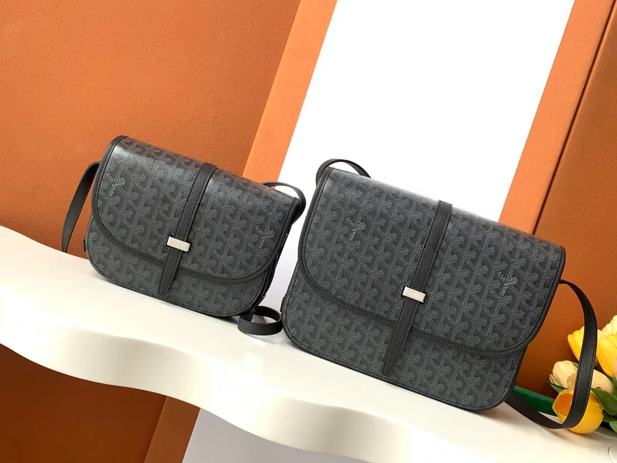 JET BLACK BEEDERE Messenger Bag