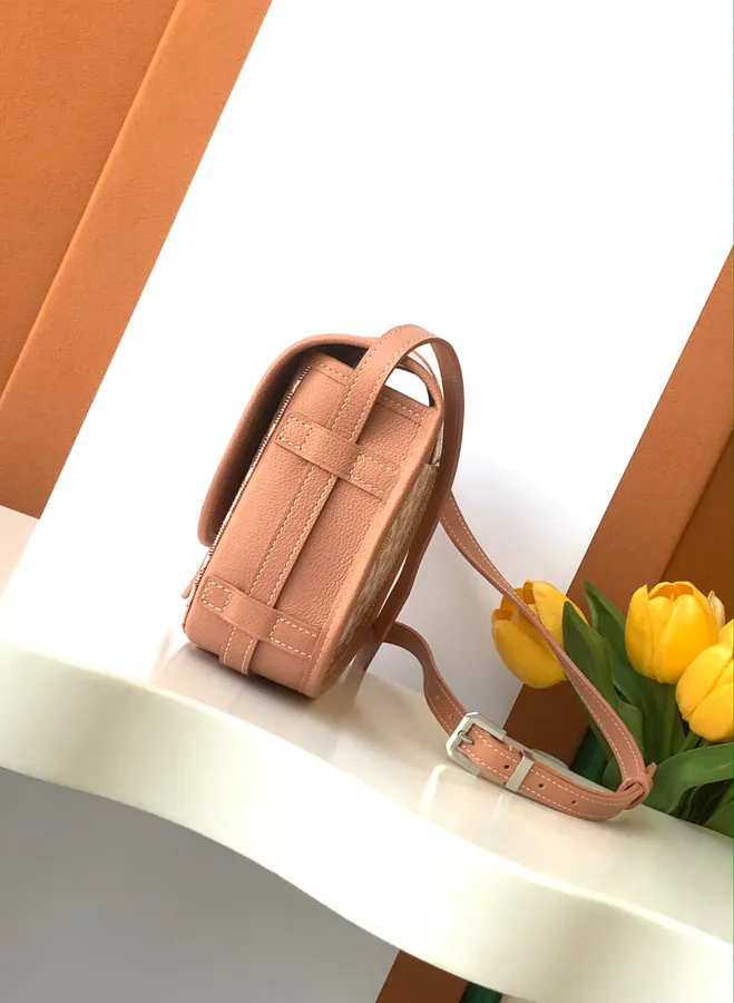 BELVÉDÉRE Mini Bag with Adjustable Strap and Secure Closure System