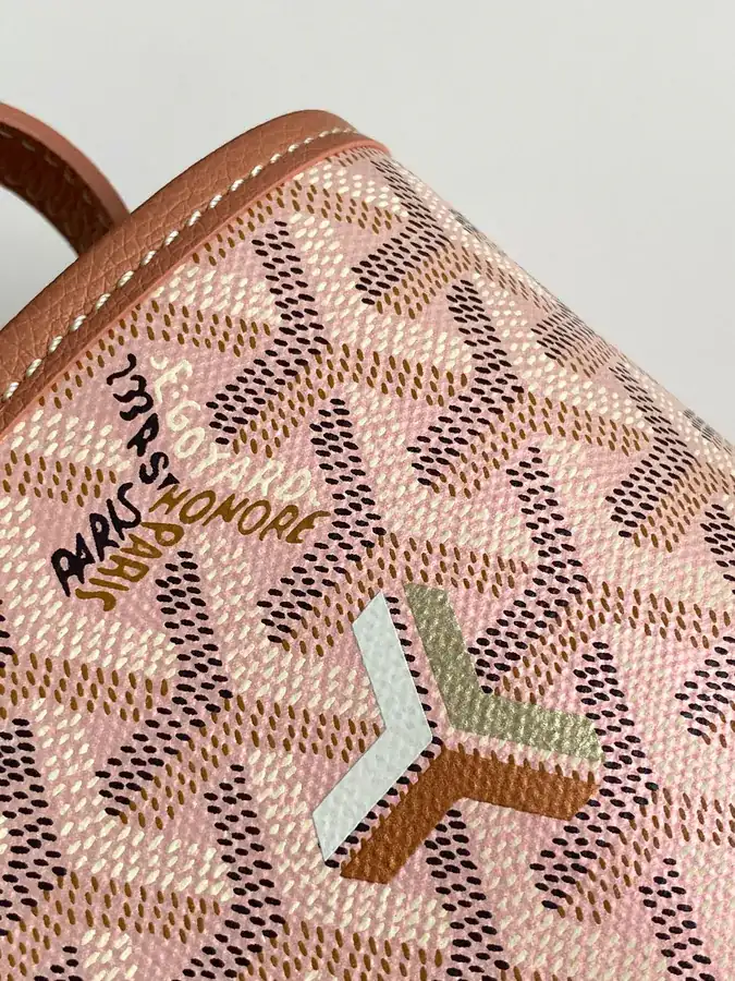 BELVÉDÉRE Mini Bag with Adjustable Strap and Secure Closure System