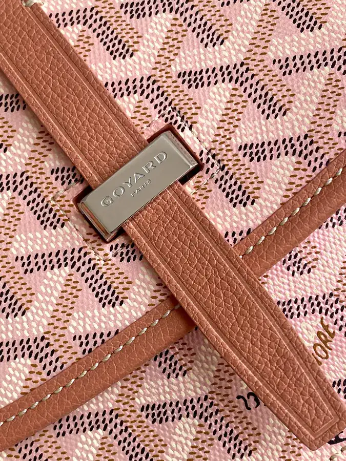 BELVÉDÉRE Mini Bag with Adjustable Strap and Secure Closure System
