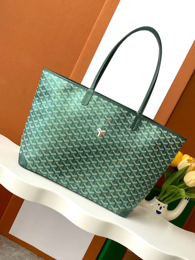 2024 Limited Edition Artois Medium Bag
