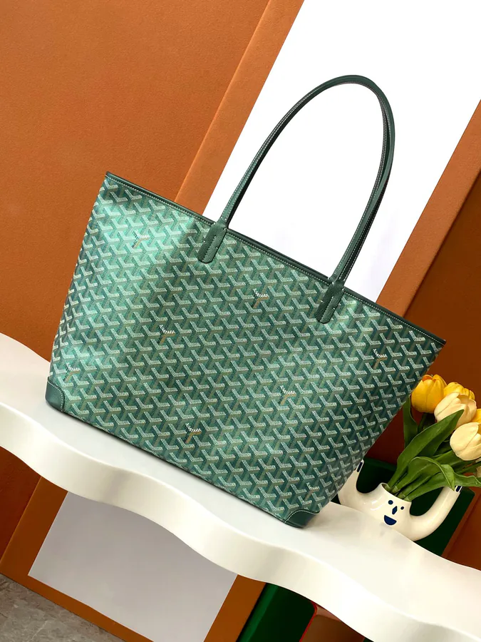 2024 Limited Edition Artois Medium Bag