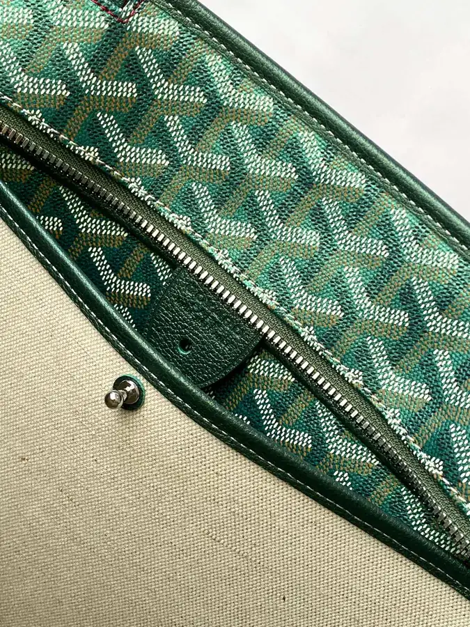 2024 Limited Edition Artois Medium Bag