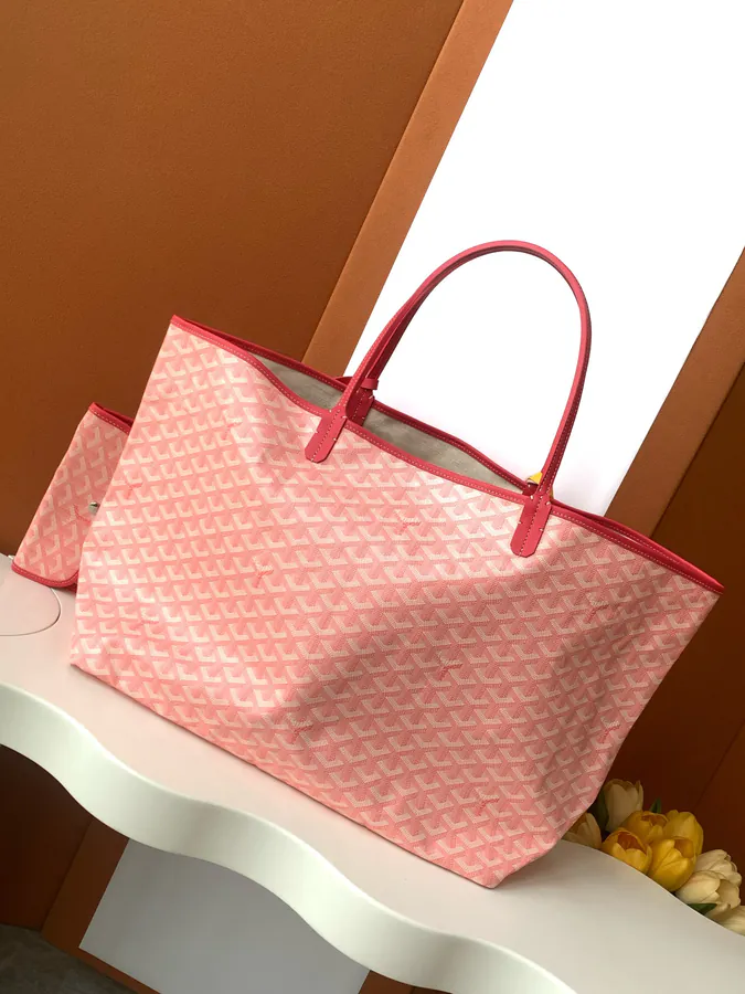 2018 Isetan Limited Edition Saint Louis Large Tote