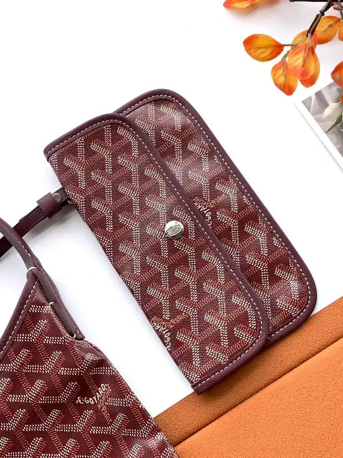 Goyard Hobo Bag Heart Edition