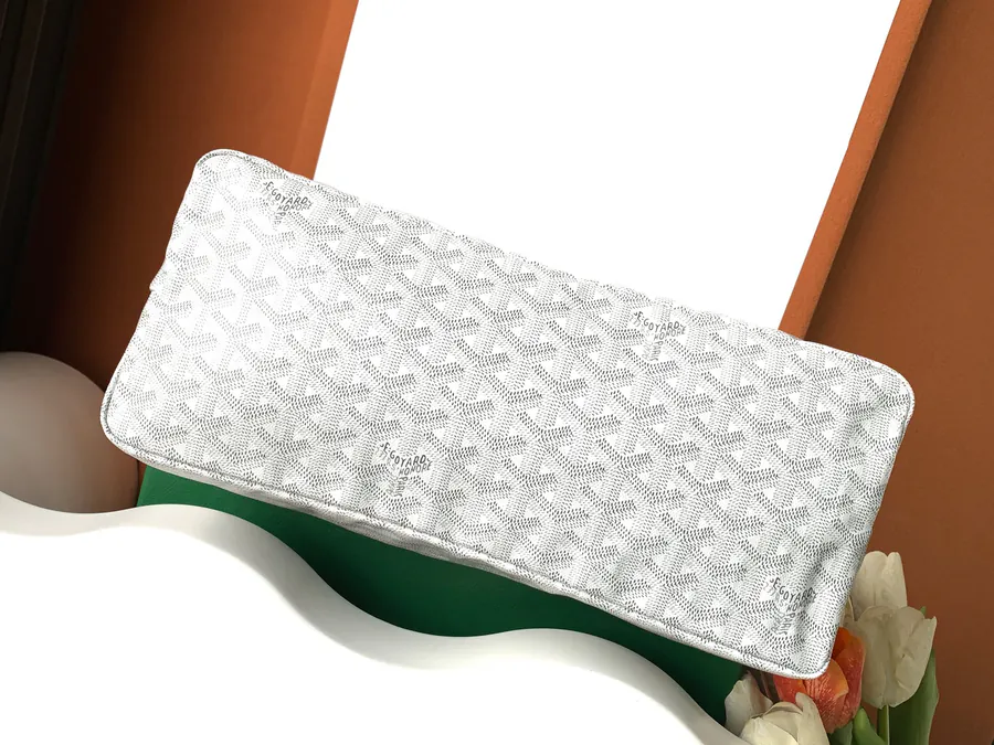 Goyard 2022 New Hobo Heart Edition