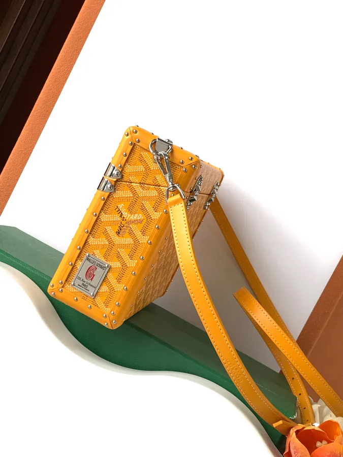 MAISON GOYARD Cassette The Perfect Companion