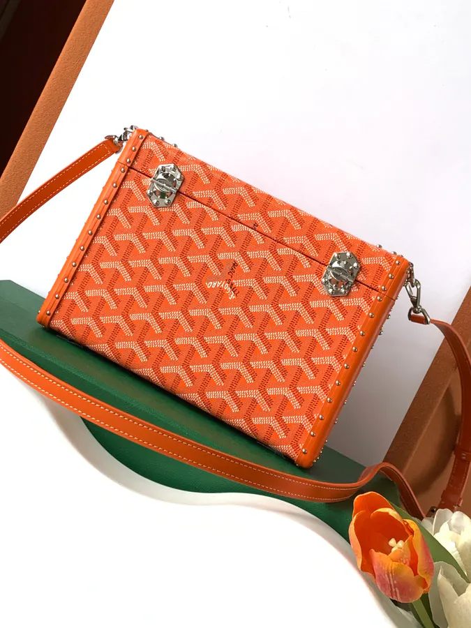 MAISON GOYARD Cassette Hard Box Stylish and Practical