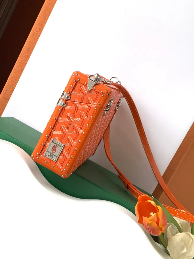 MAISON GOYARD Cassette Hard Box Stylish and Practical