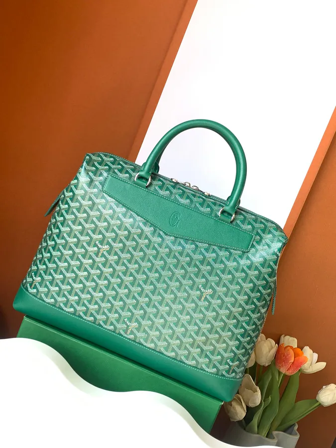 Cisaln Briefcase A Tribute to Goyard's Classic Craftsmanship