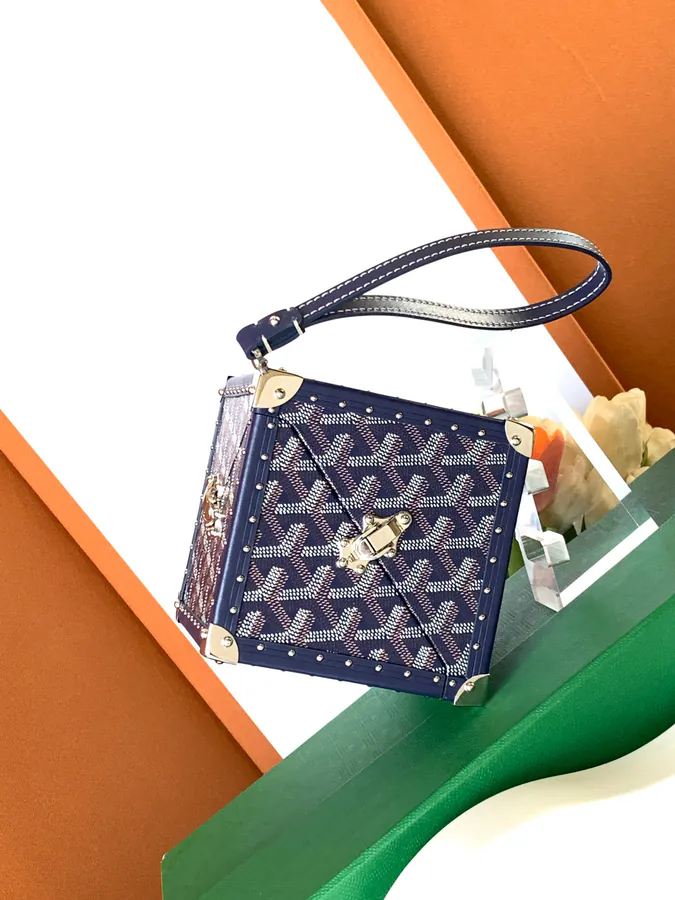 DE Tote Bag with Y Shaped Grain