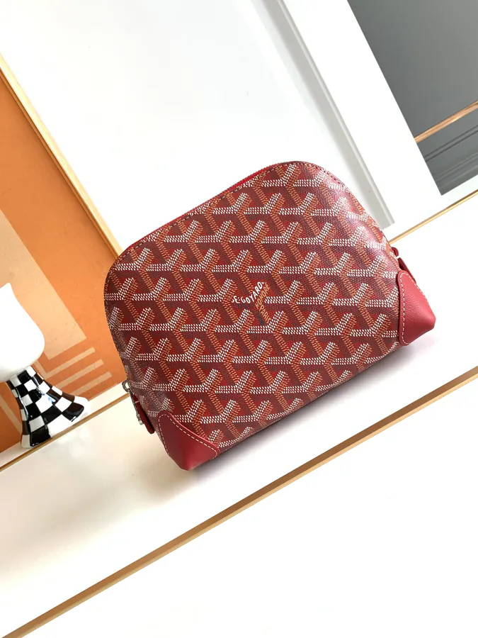 Mini Shell Shape Cosmetic Case