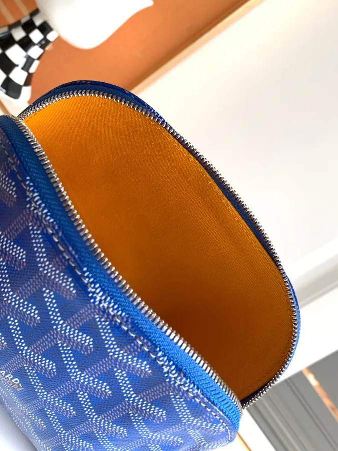 Vendome Mini Shell Cosmetic Bag