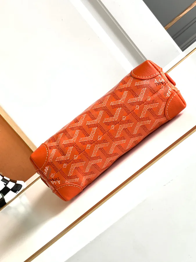 Vendome Mini Shell Shape Evening Bag