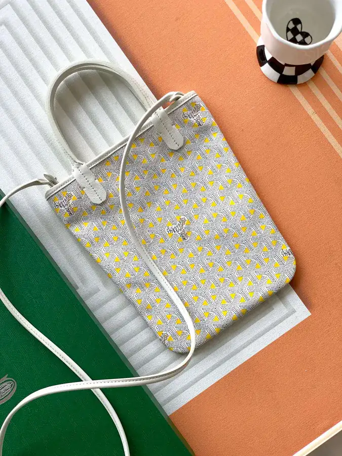 Private Custom Edition with Chick Yellow & Triangular Logo