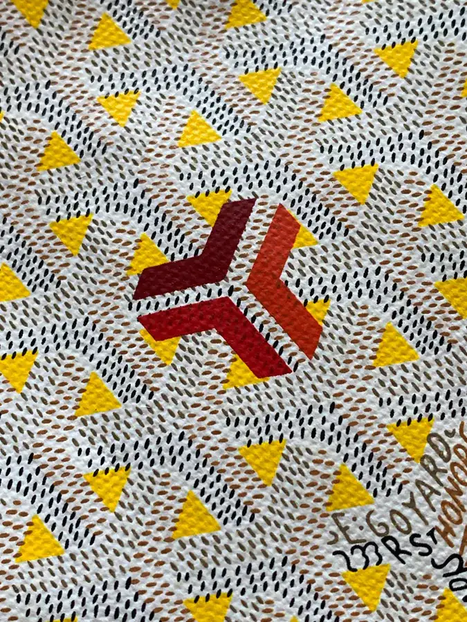 Private Custom Edition with Chick Yellow & Triangular Logo