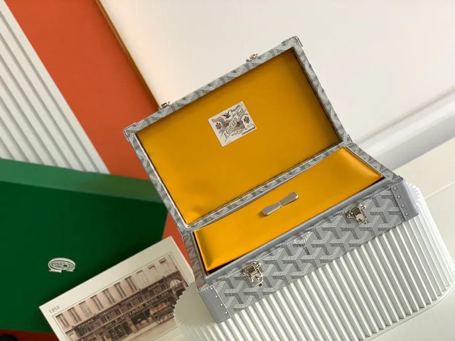 Personalized Jewelry Box in the Graceful De Wood Series