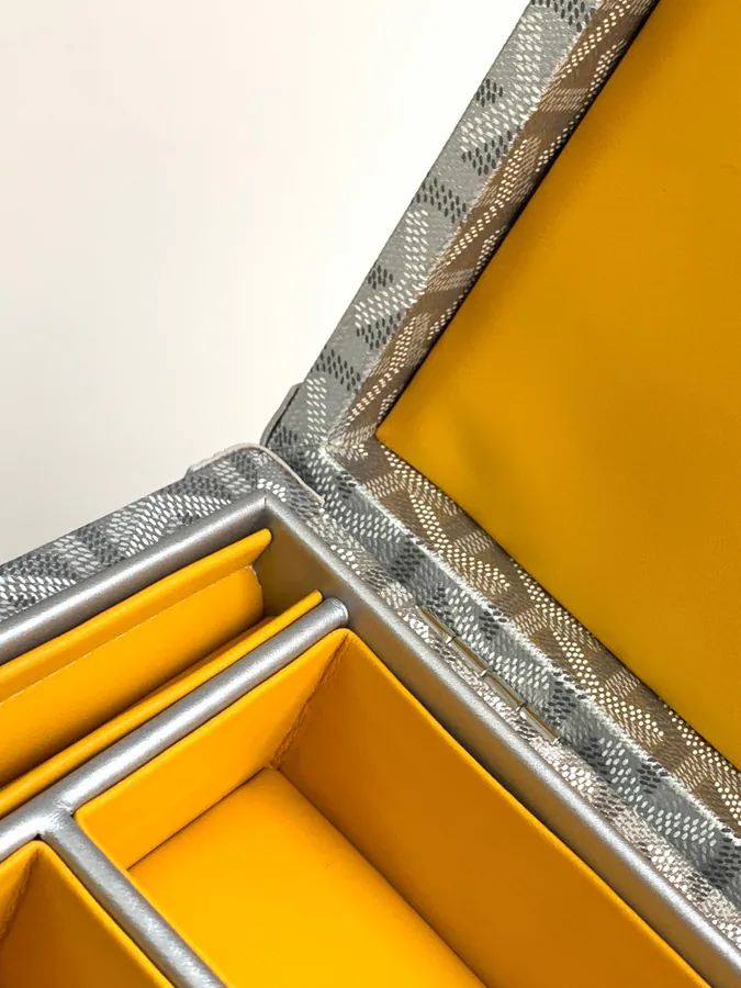 Personalized Jewelry Box in the Graceful De Wood Series