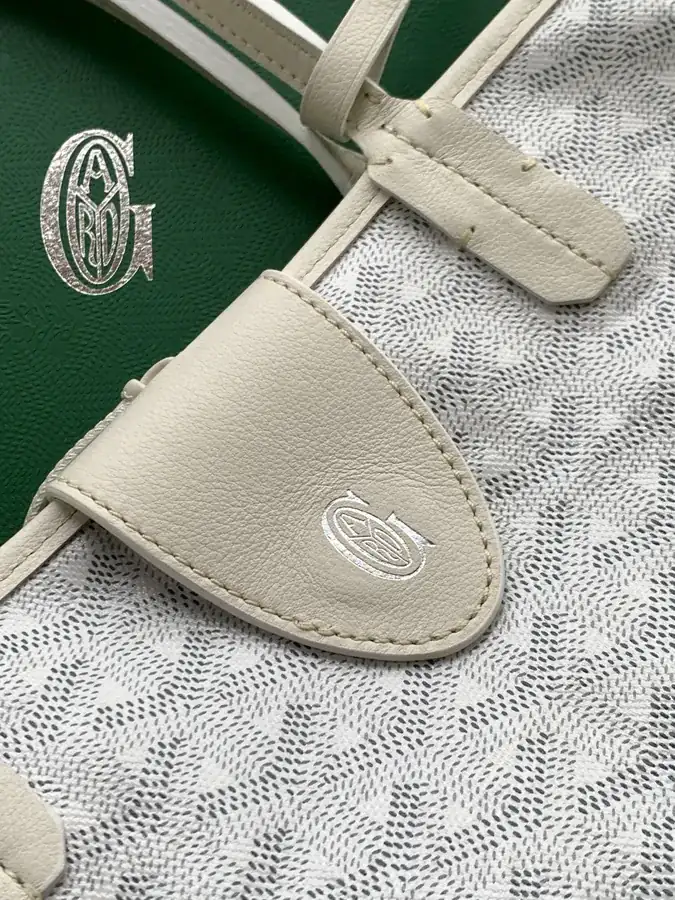 Goyard Mini Tote Anjou Mini Bag