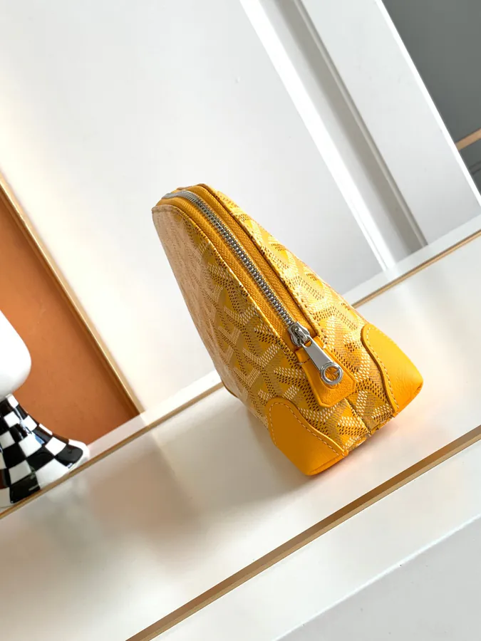 Mini Shell Shape Vanity Bag