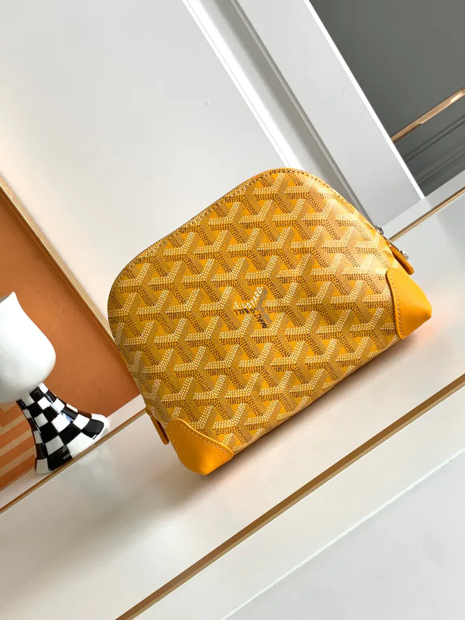 Mini Shell Shape Vanity Bag