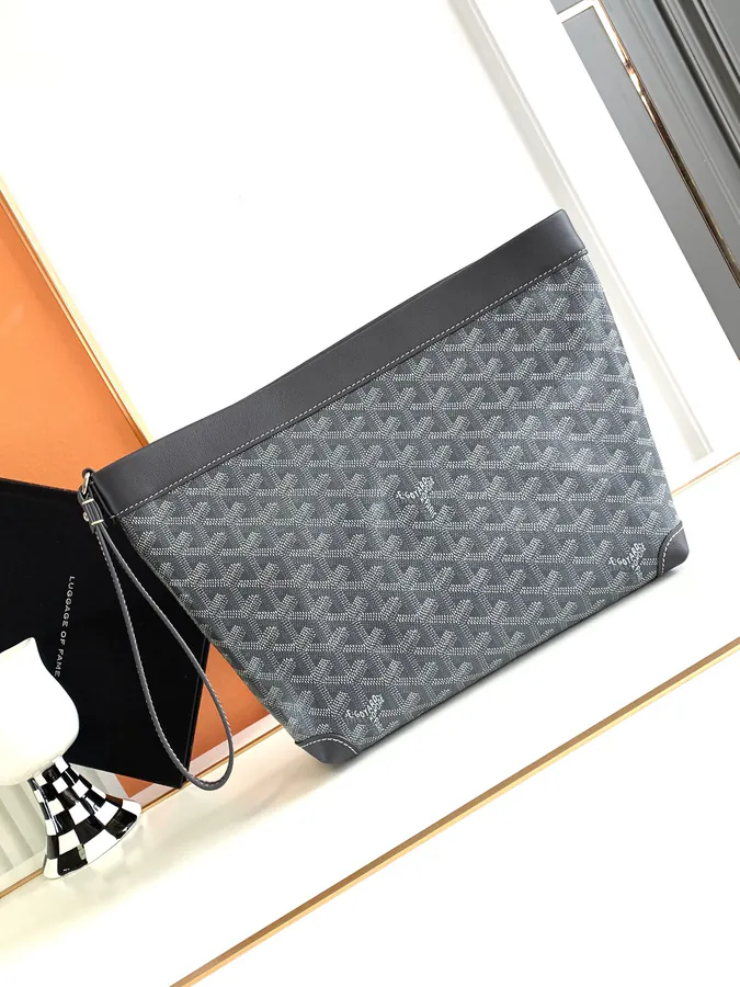 CONTI Handbag Versatile Day to Night Style