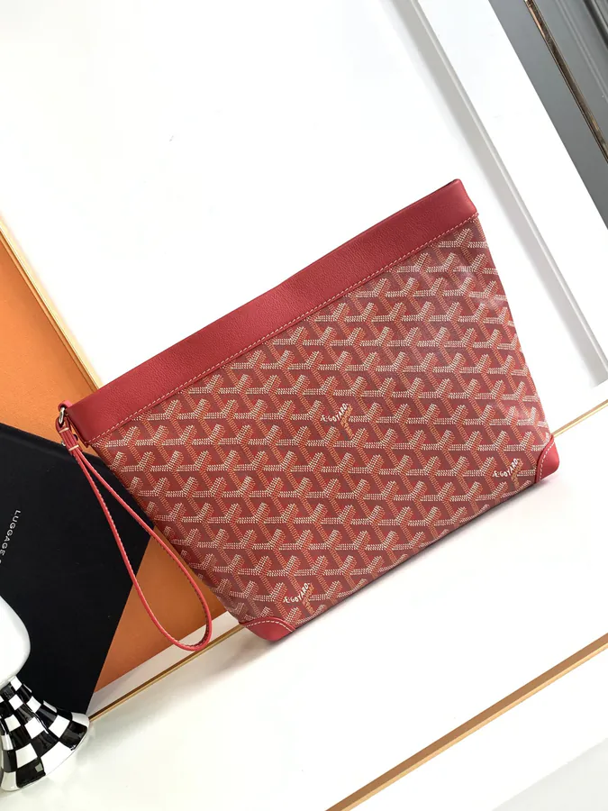CONTI Handbag A Versatile Everyday Companion