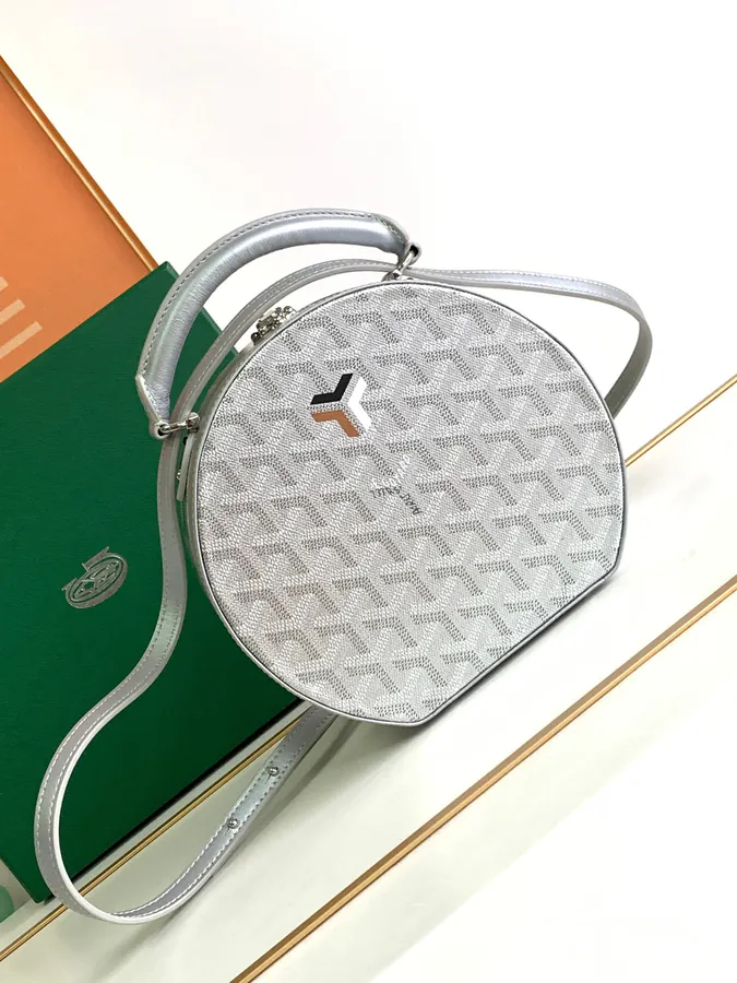 Goyard Alto Bucket Bag with Micro Pattern Design