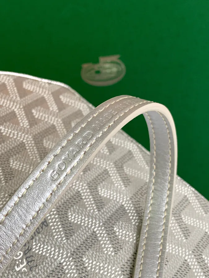 Goyard Alto Bucket Bag with Micro Pattern Design