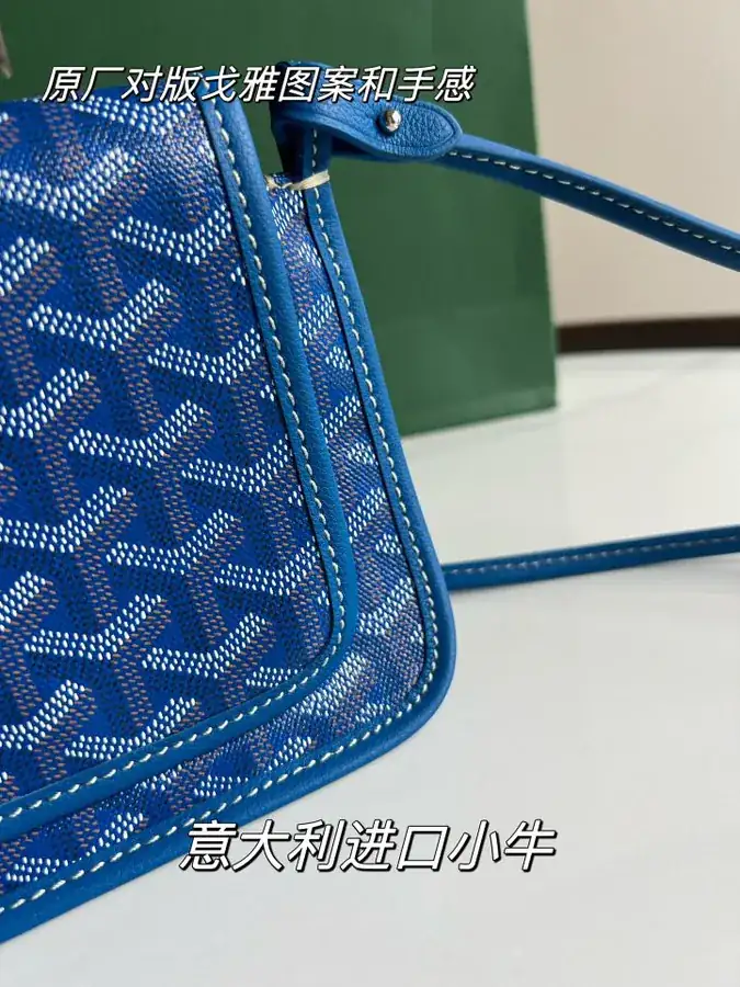 Goyard Envelope Bag Premium Italian Calfskin, Adjustable Strap, Versatile Carry