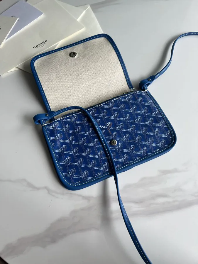 Goyard Envelope Bag Premium Italian Calfskin, Adjustable Strap, Versatile Carry