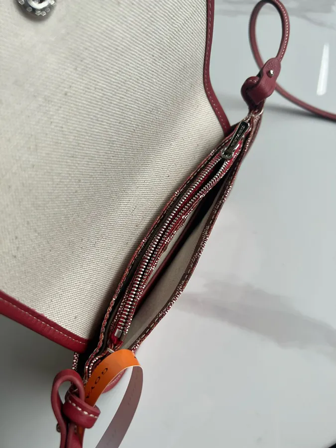 Goyard Envelope Bag Premium Italian Calfskin, Adjustable Strap, Versatile Design