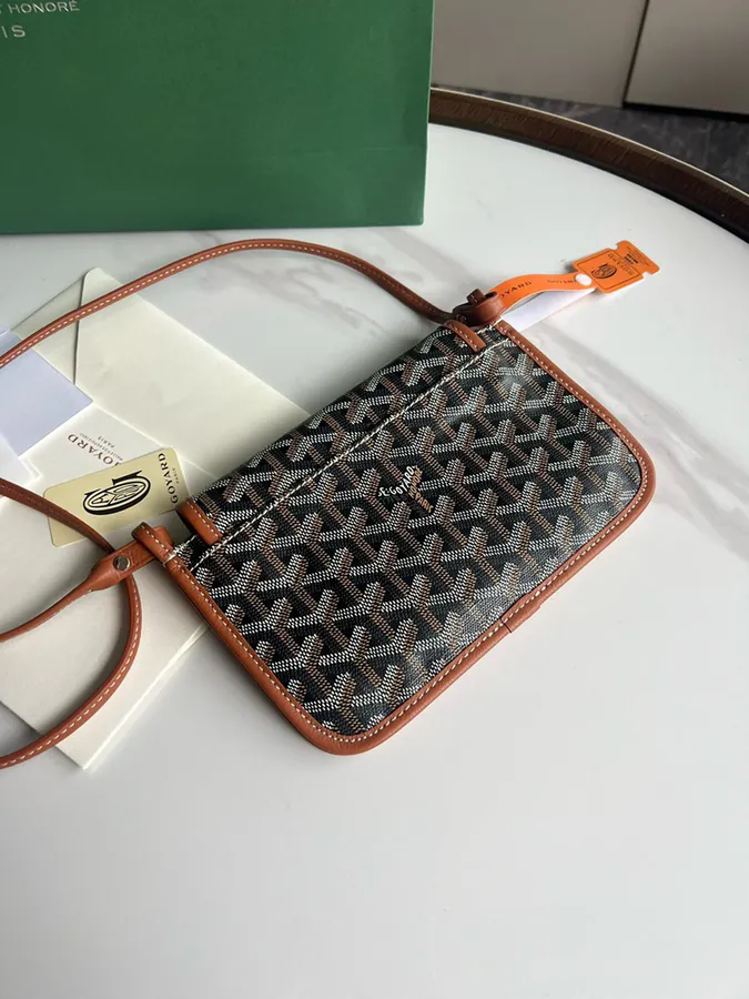 Goyard Envelope Bag Premium Italian Calfskin, Lightweight and Practical