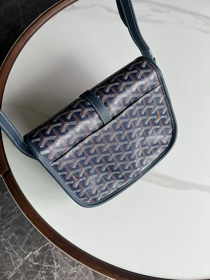 Beédère 2 Classic Mail Bag Minimalist & Sporty