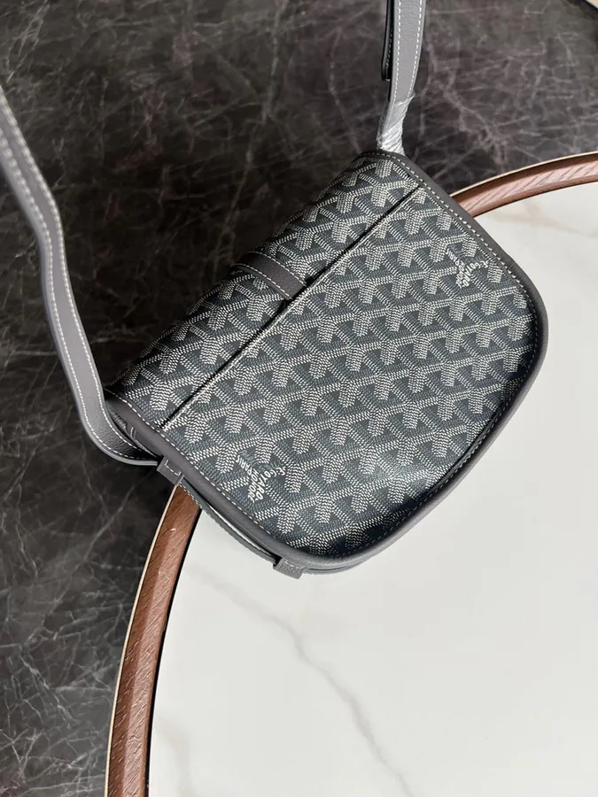 Beédère 2 Classic Mail Bag Minimalist Elegance, Lightweight Practicality