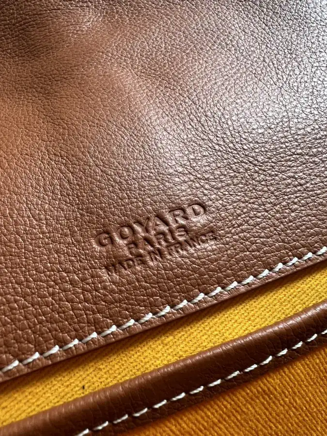 Beédère 2 Mail Bag Classic Minimalist Design