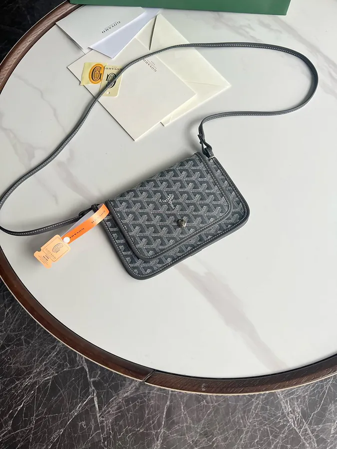 Goyard Envelope Bag Premium Italian Calfskin, Adjustable Strap, Versatile Design