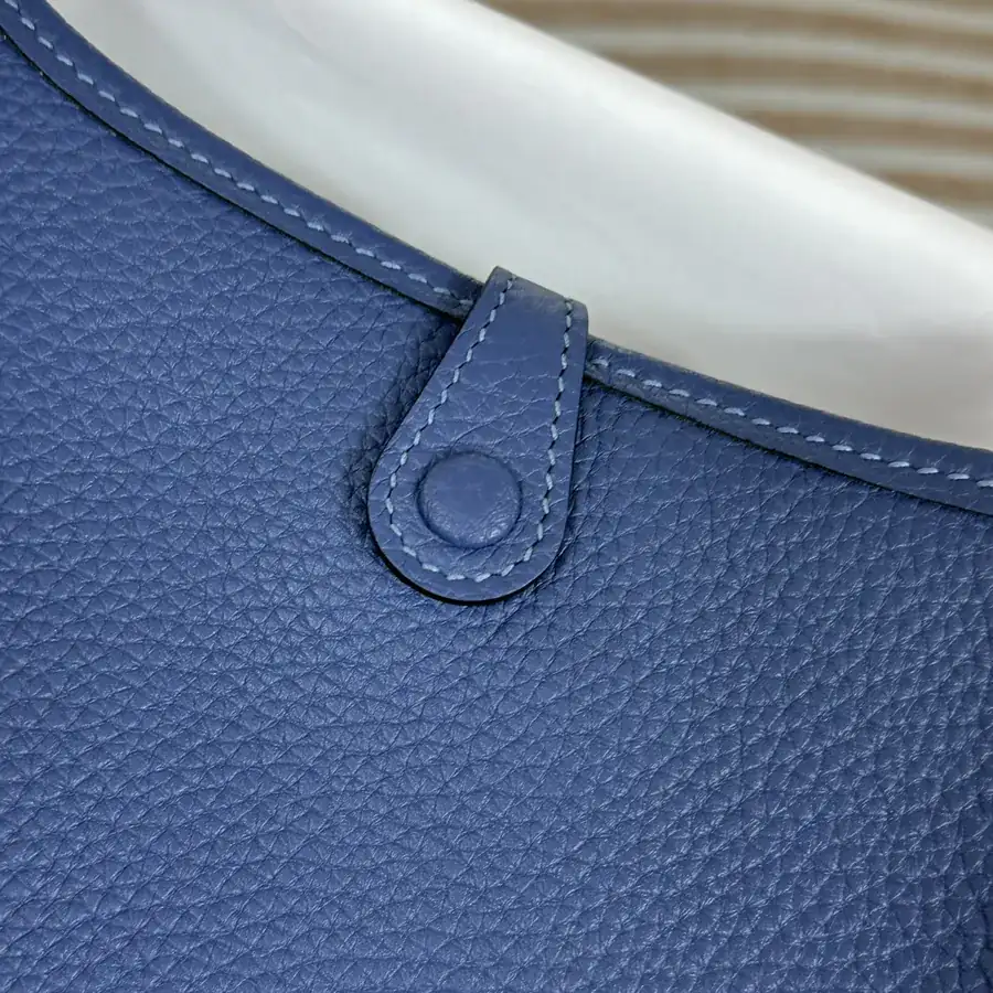 Handmade Evelyne Mini Crossbody Bag 17cm
