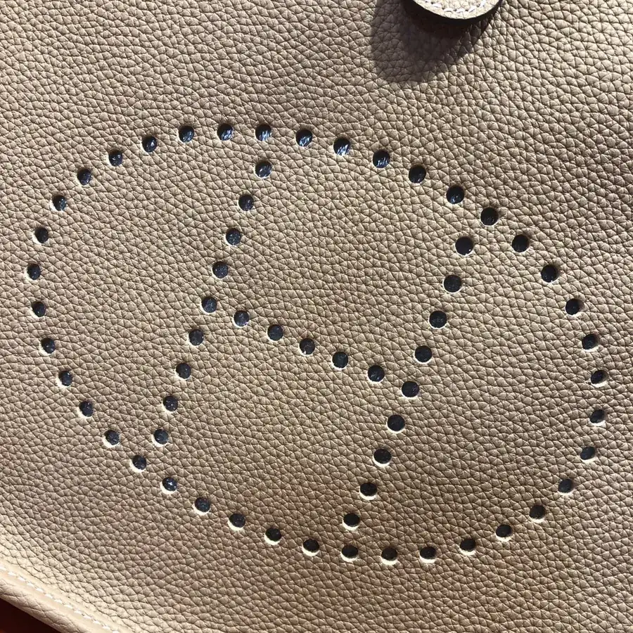 Evelyne Bucket Bag Semi Handmade Grained Calfskin