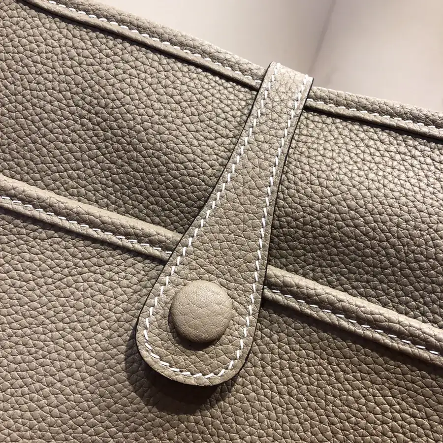 Evelyne Bucket Bag Semi Handmade Grained Calfskin