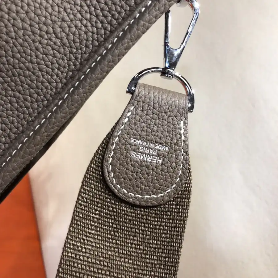 Evelyne Bucket Bag in Grained Calfskin