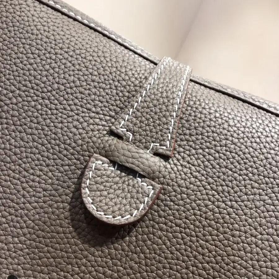 Evelyne Bucket Bag in Grained Calfskin
