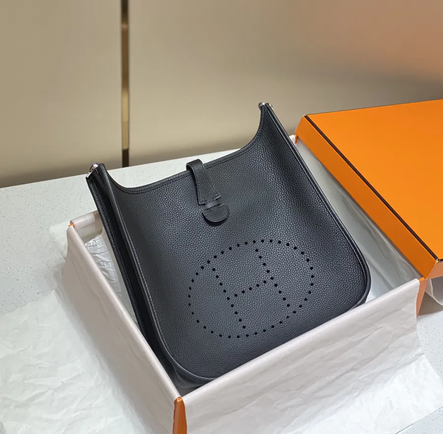 Evelyne Black Silver Bucket Bag