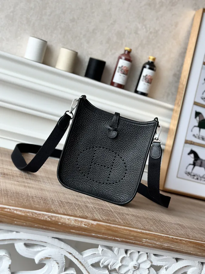 Handmade Evelyne Mini Black with Silver Clasp